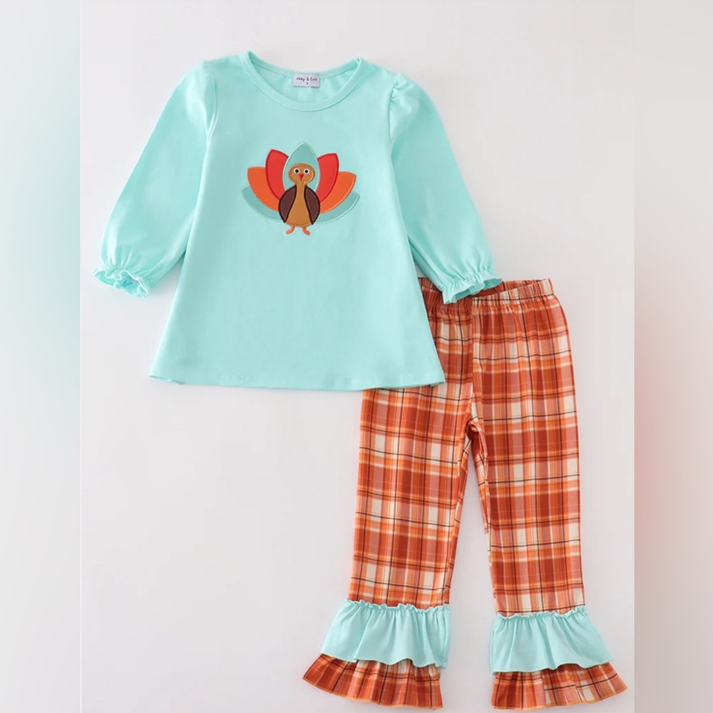 Green turkey applique girl set